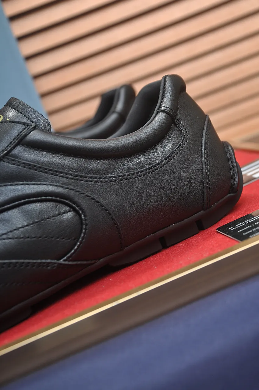 Men's shoes 💰560💶【PRADA】Prada casual shoes for couples, originally developed 1:1, made of high-mercerized cowhide with imported cowhide, silk sheepskin lining, rubber outsole, comfortable and soft on the feet, size for women: 35 to 40. Male 38 to 48💰🔥🔥🔥🔥🔥